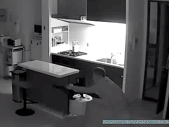 2024-02-21 00.34.36